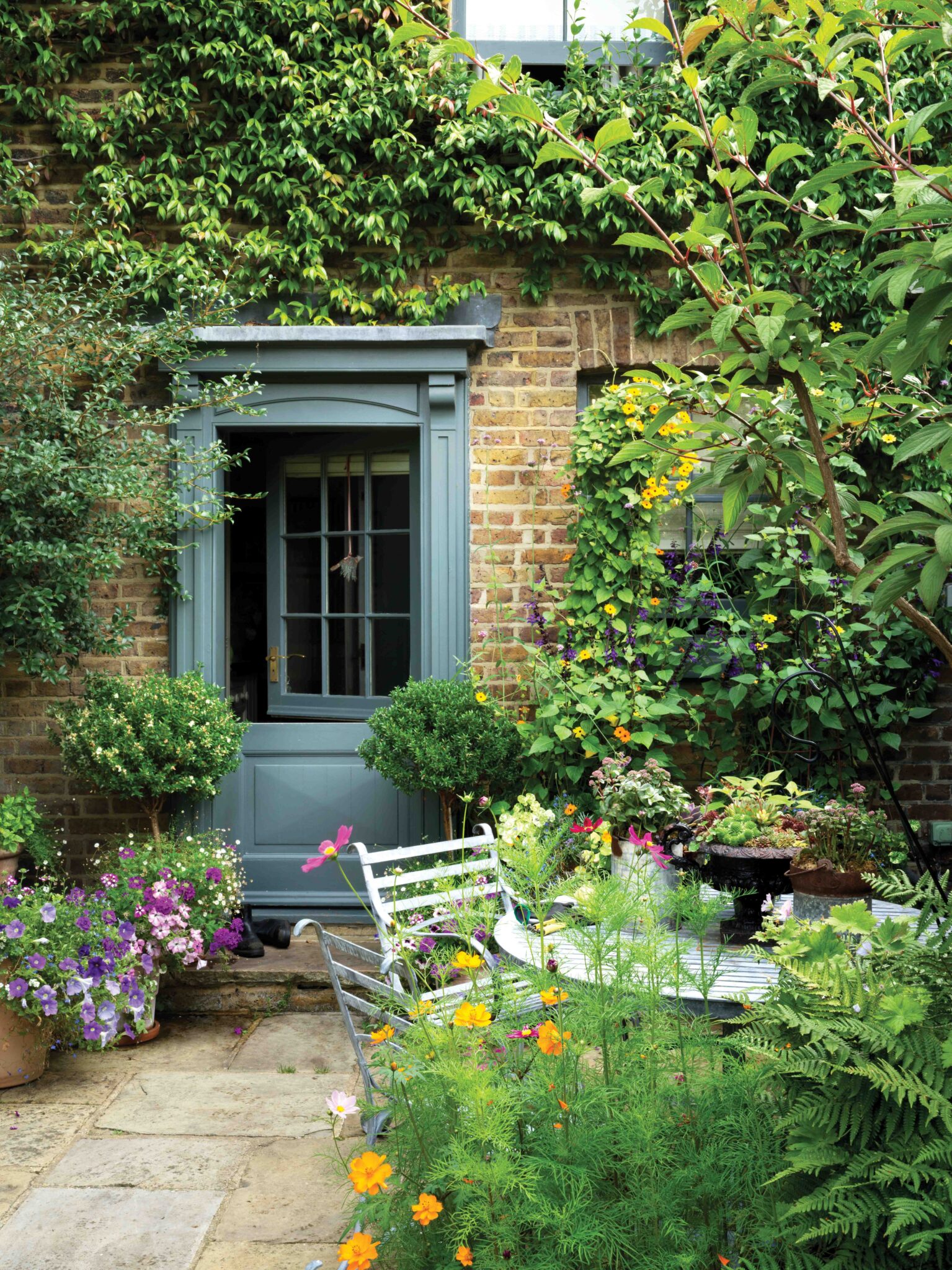 Visit Butter Wakefield's Colorful English Garden– Frederic Magazine